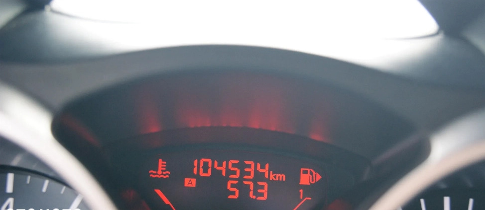 Nissan Juke cena 49900 przebieg: 104000, rok produkcji 2016 z Syców małe 466